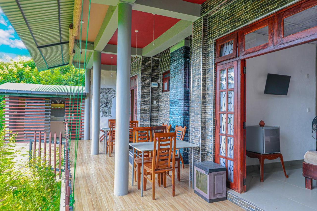 Zircon Ella Bed & Breakfast Exterior photo
